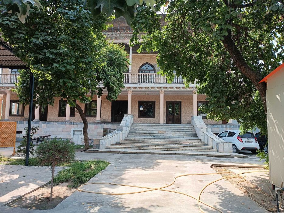 Noturar bino sotiladi yoki ijaraga beriladi