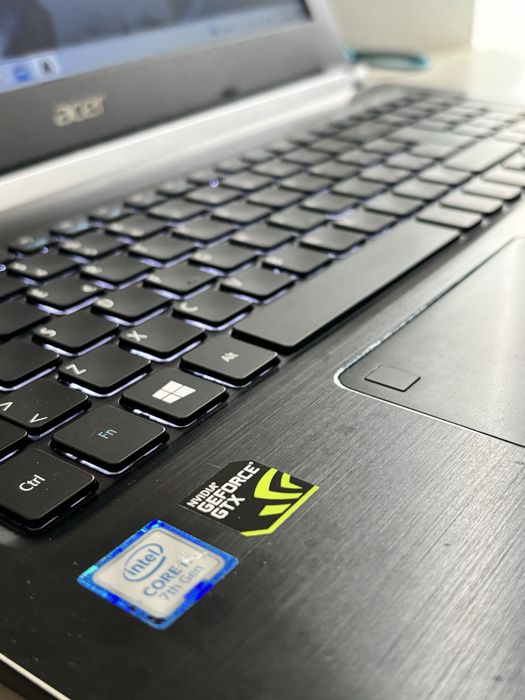 Laptop acer Gaming• i5-7300H •GTX 1050•taste luminate,stare excelenta
