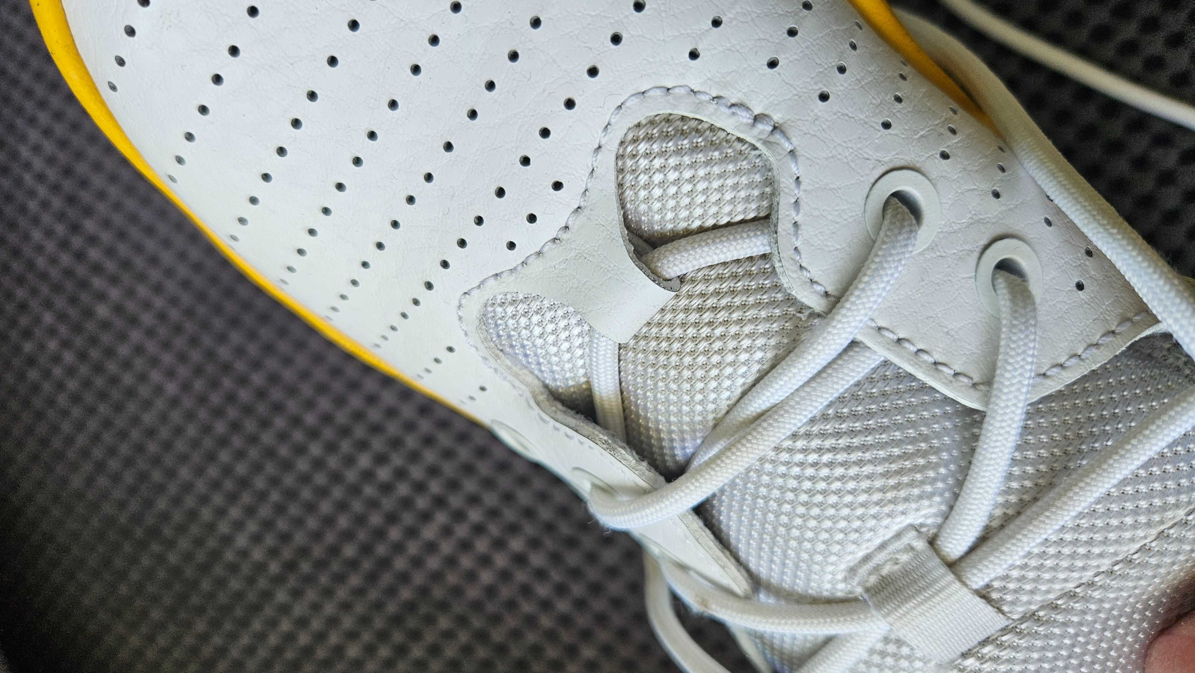 Маратонки Nike Jordan Max Aura 5 yellow 37,5