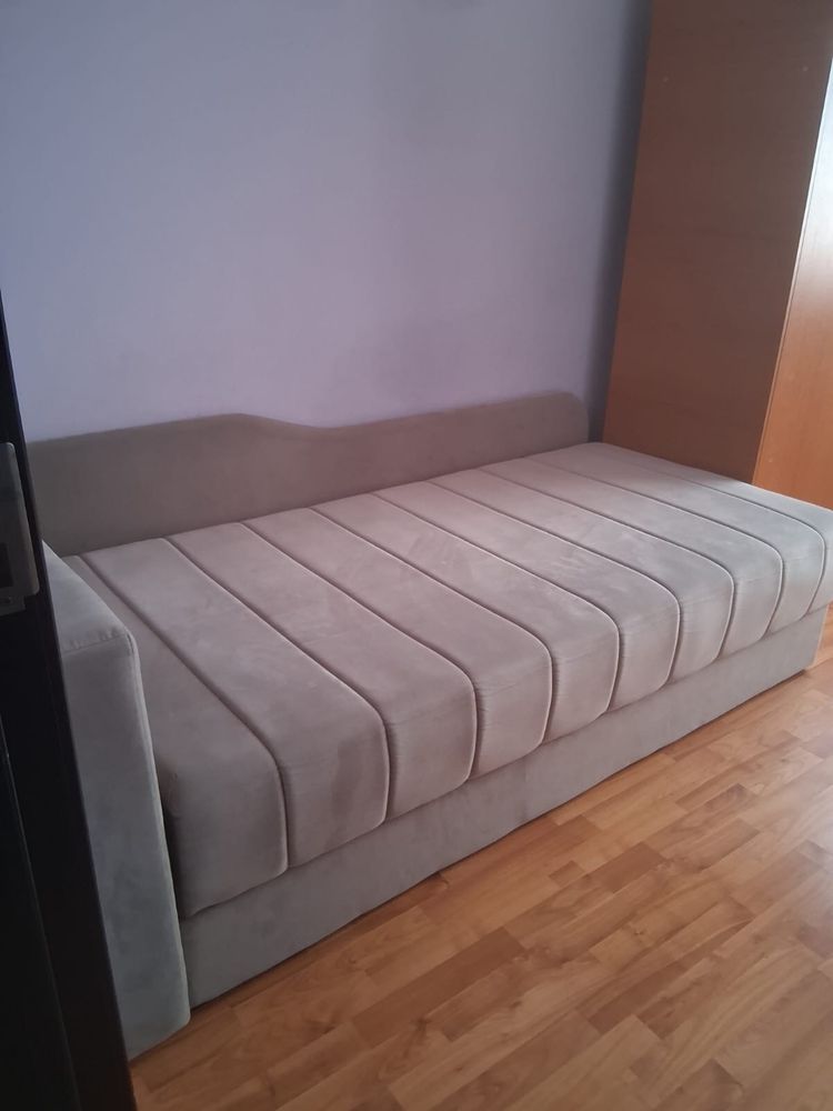 Pat cu spatiu de depozitare in stare noua