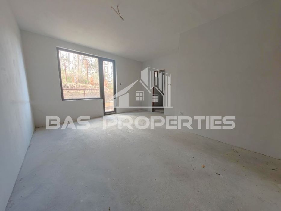 Продава се Тристаен апартамент в София, м-т Детски град - 135 кв.м за 2428 €/кв.м - Снимка #2