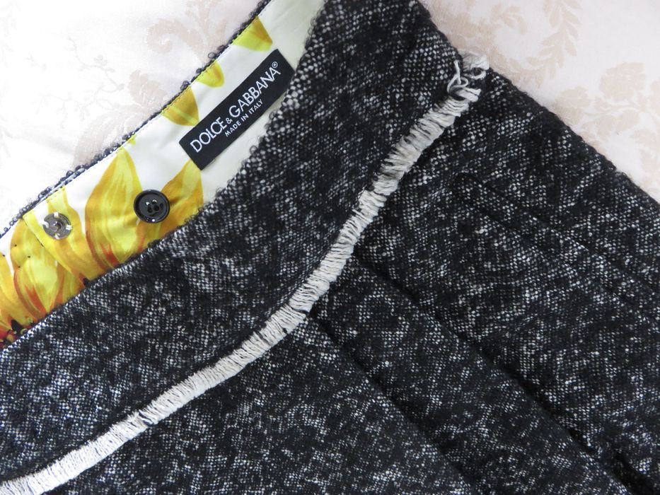 Вълнена пола Dolce&Gabbana, миди дължина, L