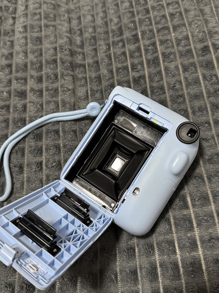 instax mini 12 камера