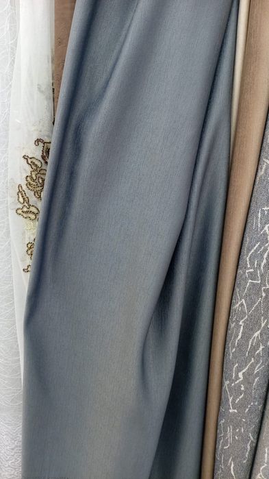 Продам шторы новые