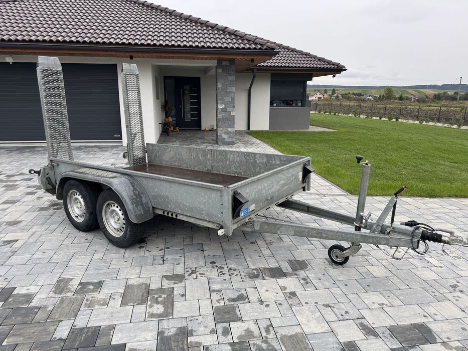 Humbaur remorca transport utilaje