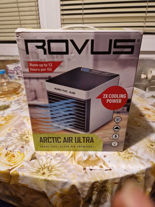 Продавам мини охладител Rovus Arctic Air Ultra – портативен климатик