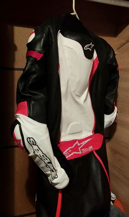 Цял екип Alpinestars
