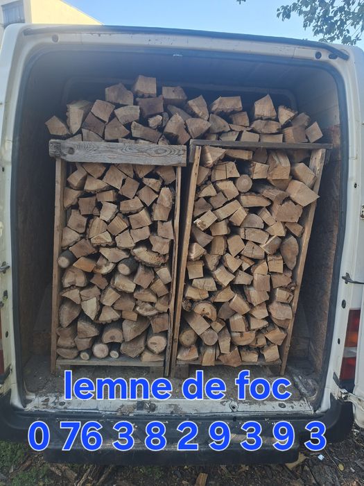 Vând lemne de foc