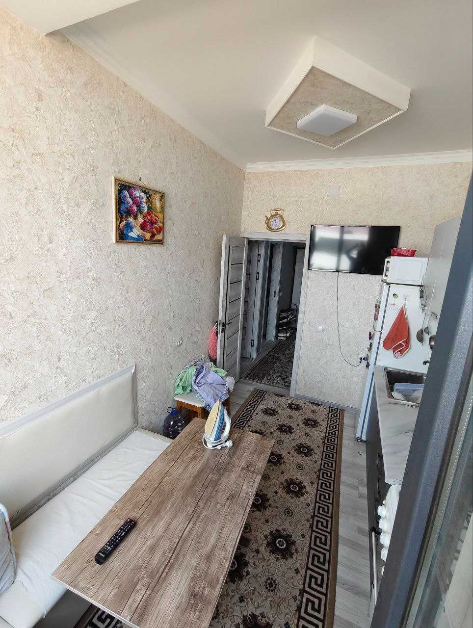 Продается квартира на Шайхантахурском районе ор-р ресторан Флоренсия