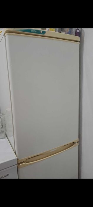 Холодильник рабочий