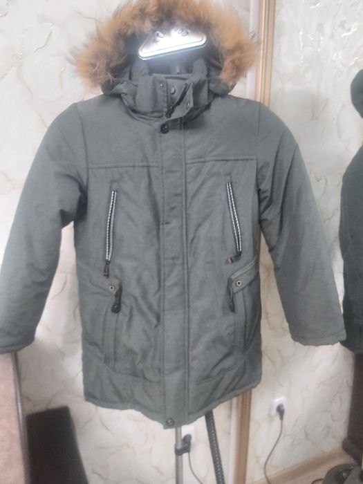 Куртка зимняя с натуральным воротником