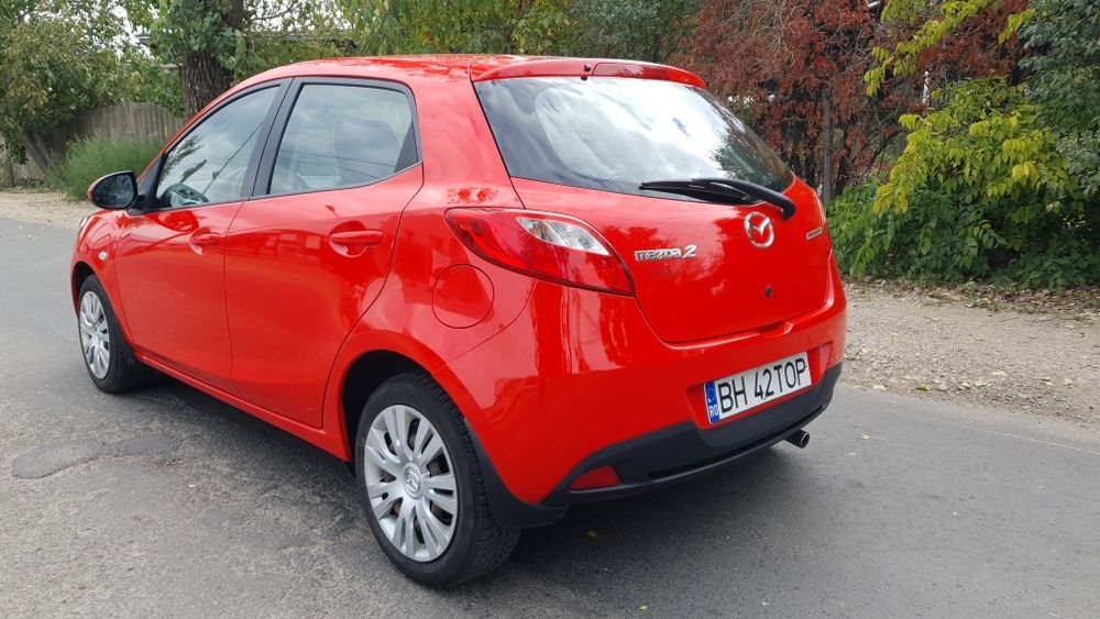 Mazda 2 , 1.3 benzina , 75 cp , An 2010 !