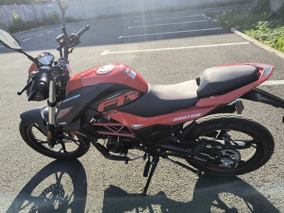 Motocicleta/motociclu Barton fr50