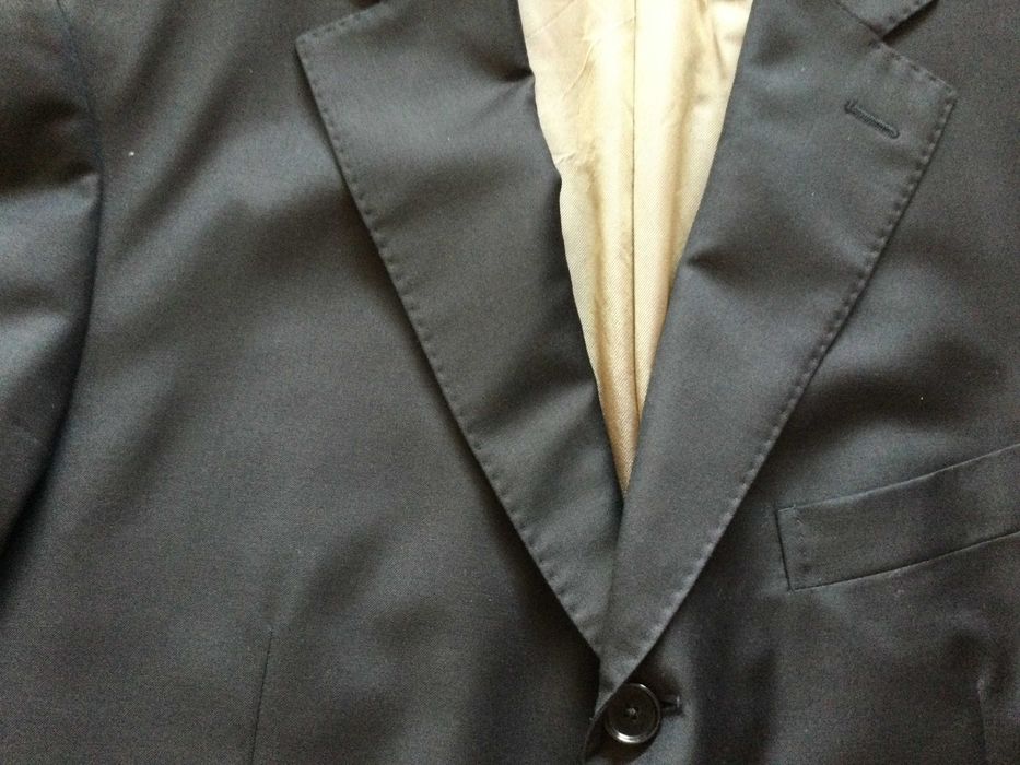 НОВО 100 % оригинално черно сако BOGLIOLI размер 54 / XL от Италия