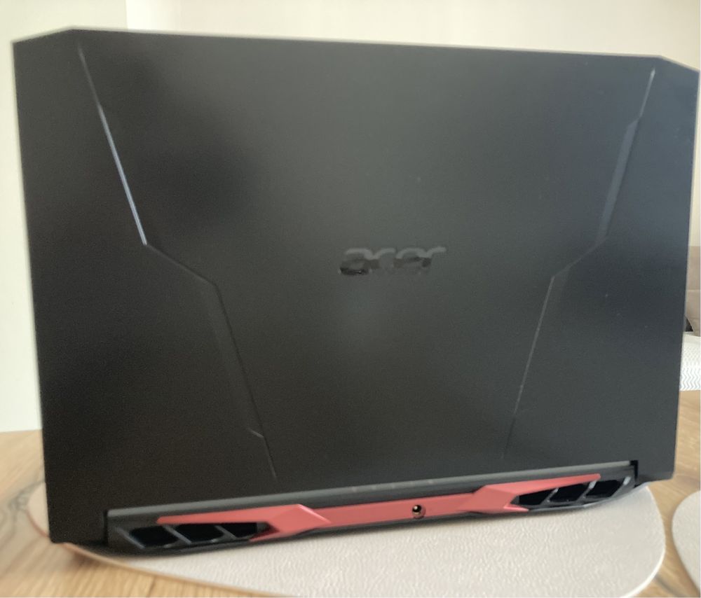 Лаптоп Acer Nitro 5 (AN515-57)