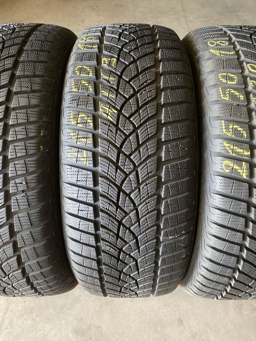 Anvelope iarna 215/50/18 Goodyear Ultra Grip Performance 215 50 18 R18