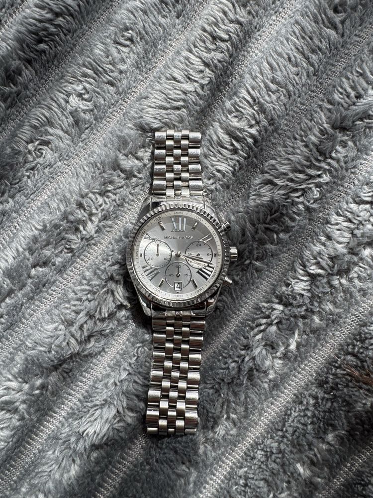 Michael Kors Дамски часовник