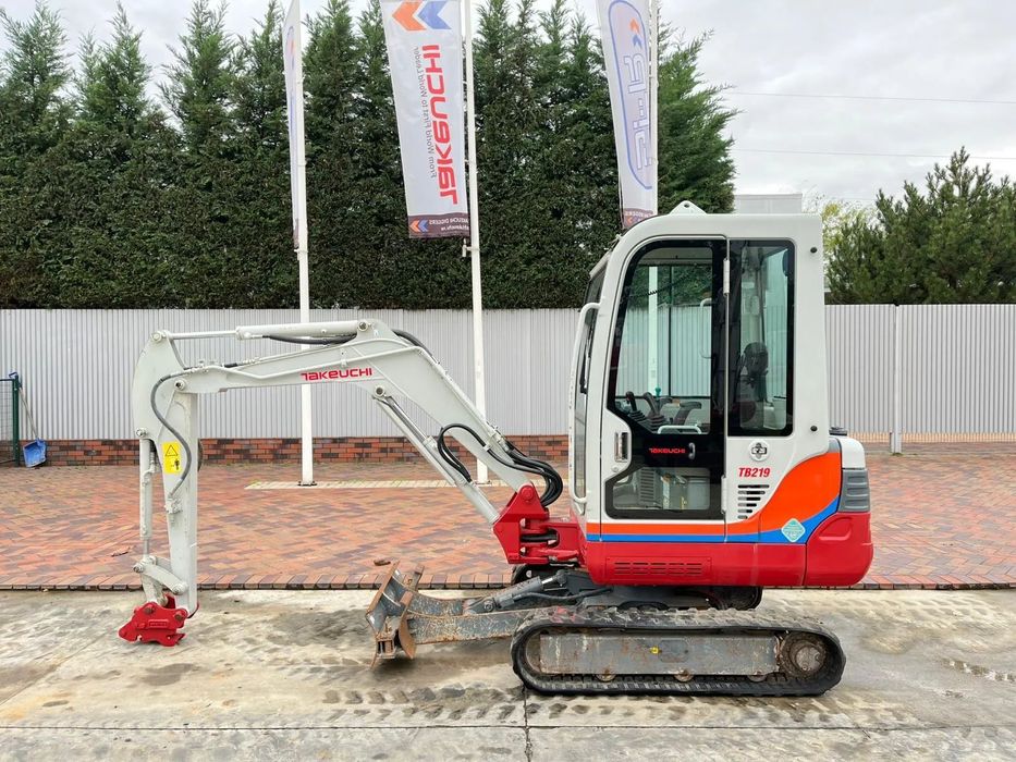 Takeuchi TB 219