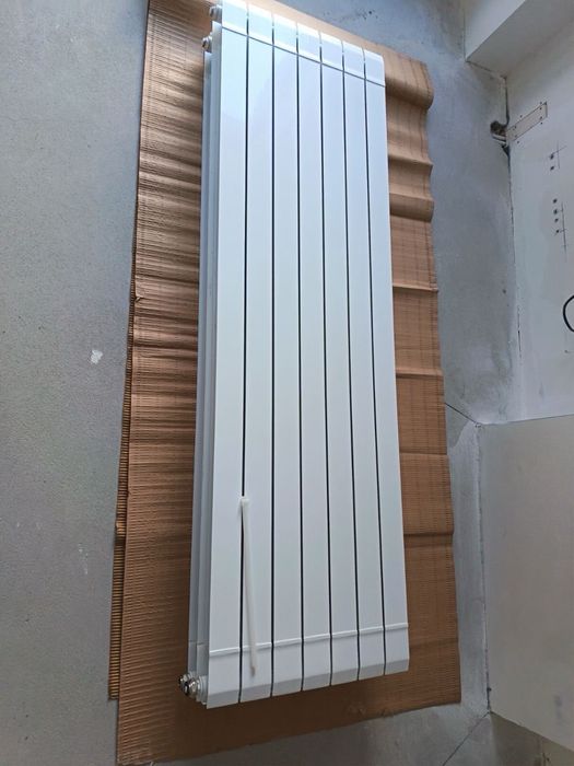 Алуминиеви 2 радиатора +лира за банята