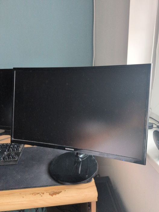 Samsung C24F390FHR Monitor 60hz 24inch