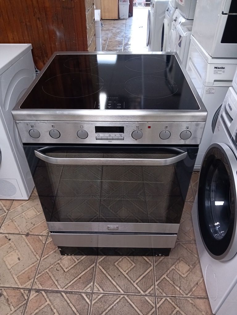 Иноксова печка с индукционни котлони Voss Electrolux 2 години Гаранция