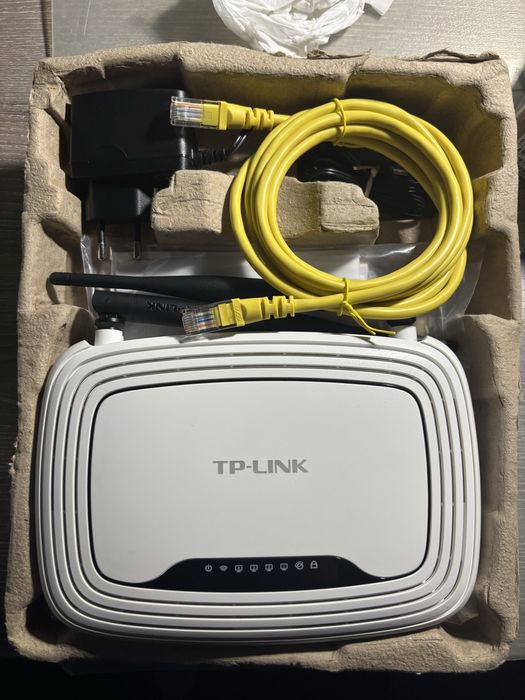 Vând Router TP-LINK TL-WR841N