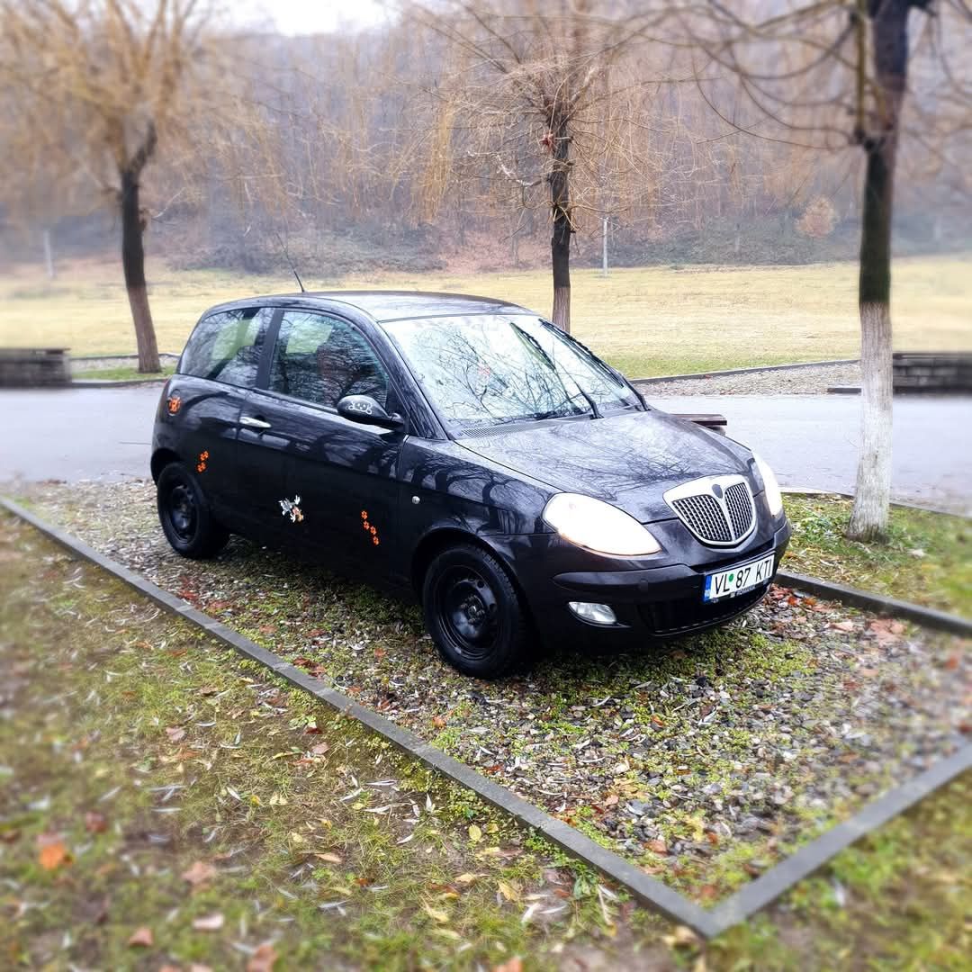 Lancia Ypsilon an 2006