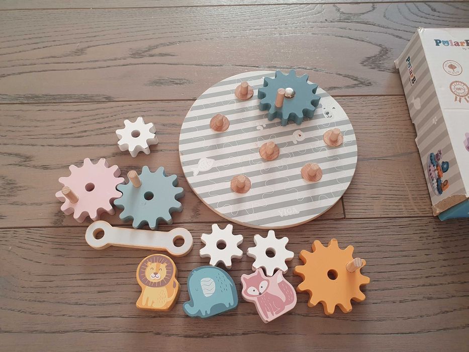 Jucarii tip puzzle, construit