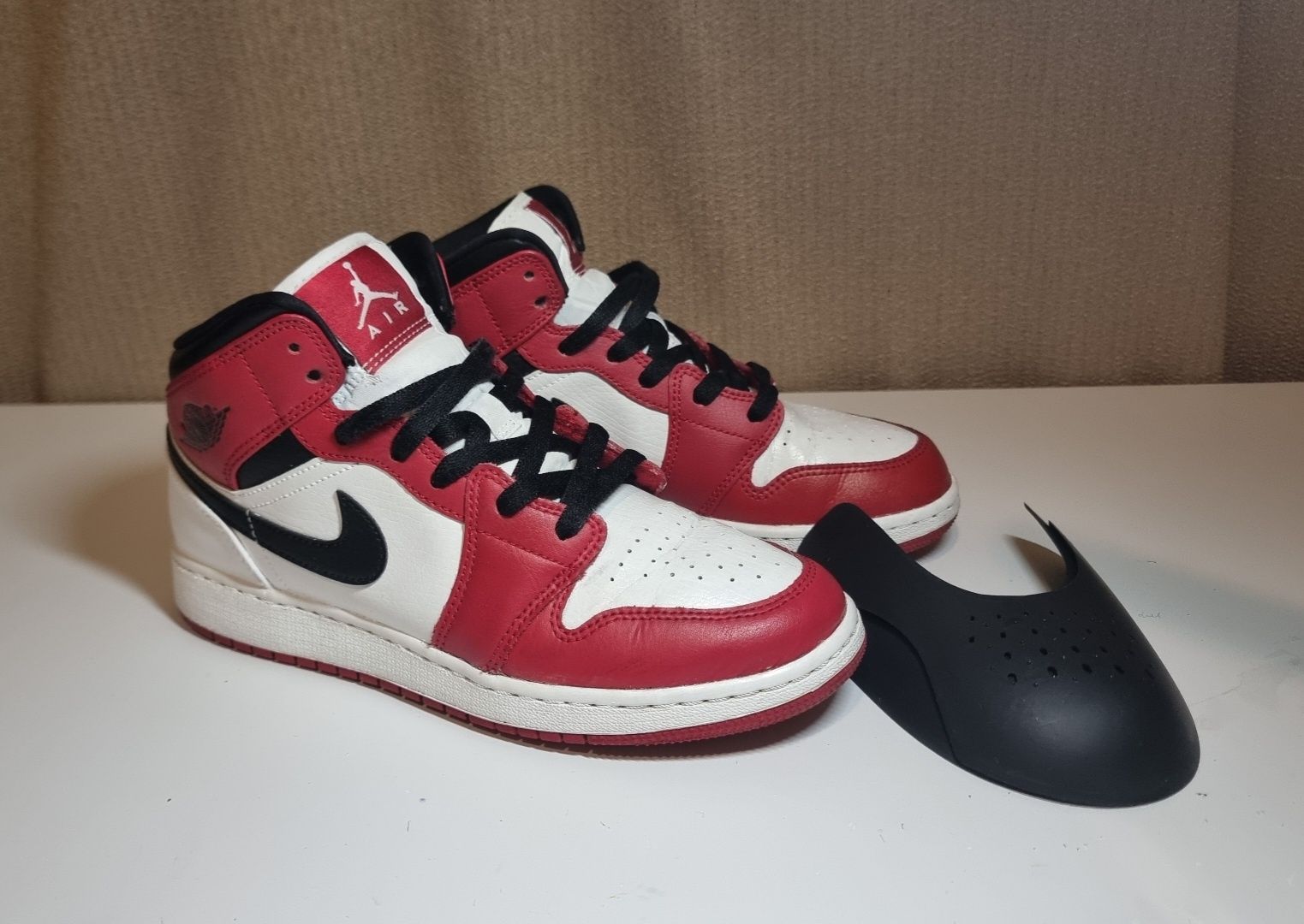 Original Jordan 1 mid Chicago