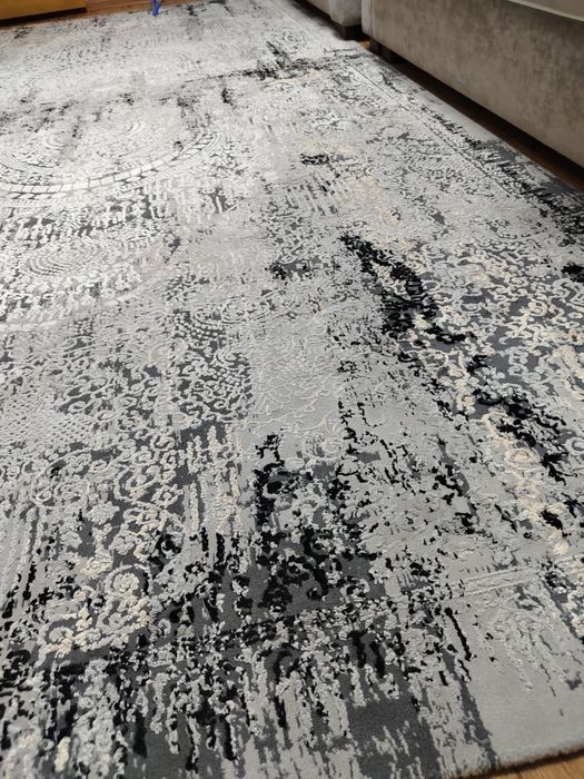 Продается хороший ковер