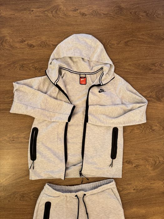 Nike tech flecee