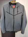 Nike Tech Fleece-оригинално горнище !!!
