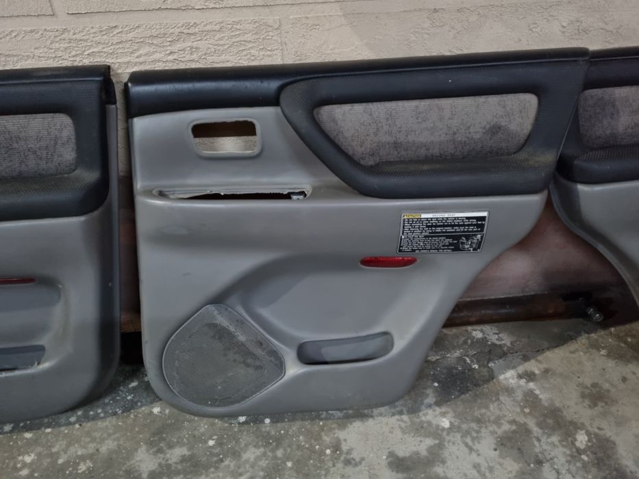 Дверная карта Тойота 100