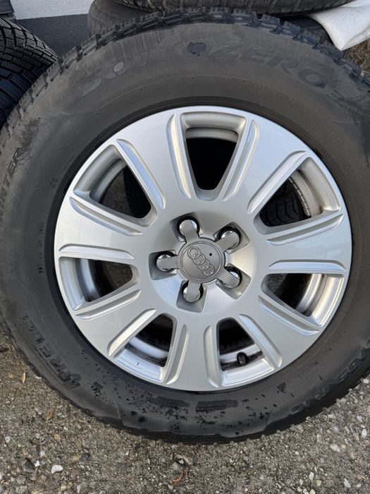 Jante cu anvelope originale iarna  audi Q3, q5,  profil 8 mm 215 65 16
