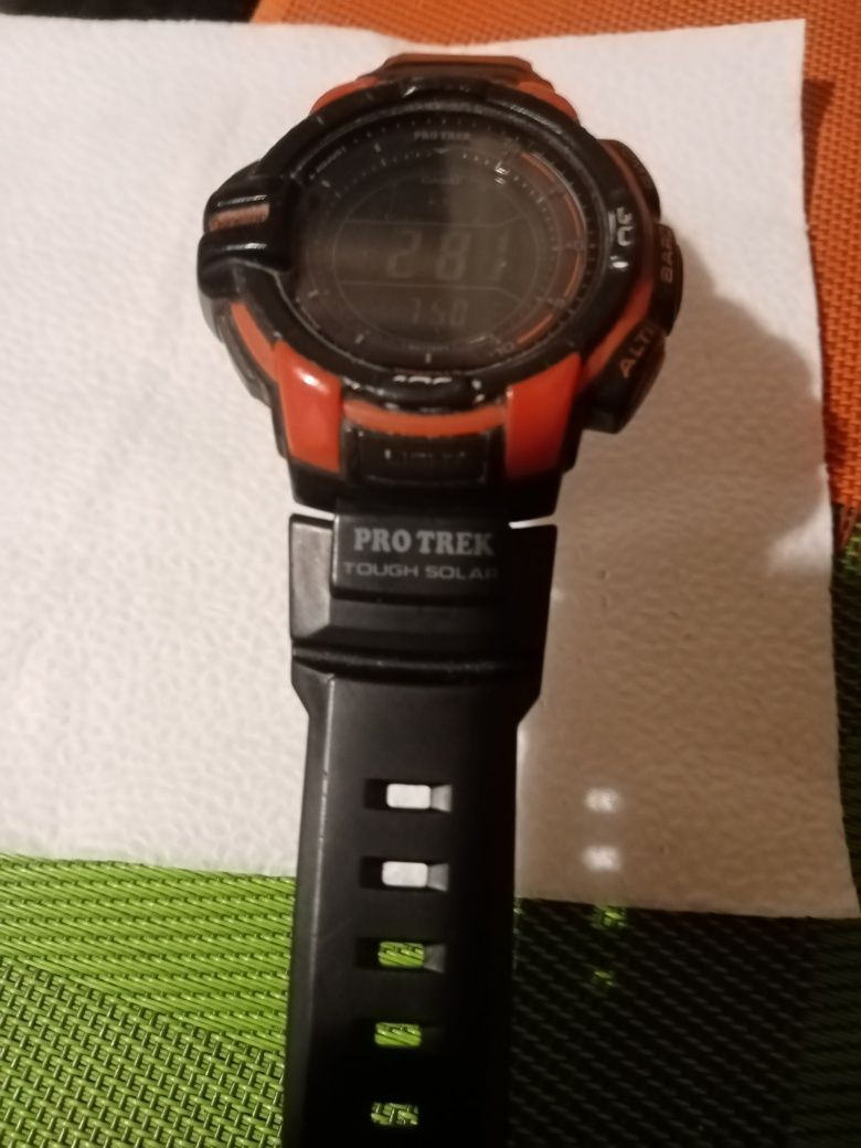 Часовник Casio Pro Trek PRG 270-4CR Tough Solar