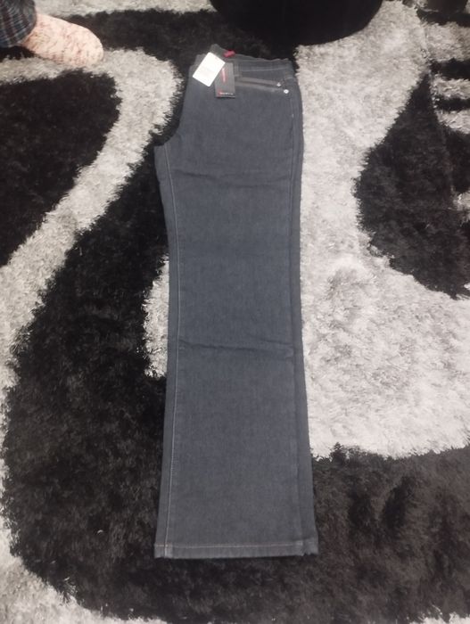 Продам женские брюки (Талас )