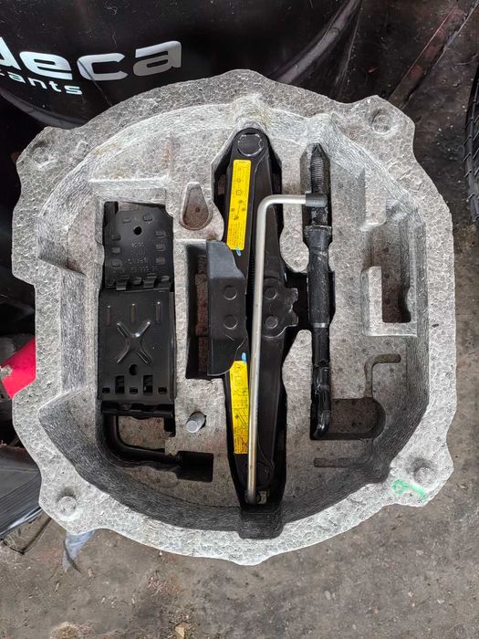 Резервна гума патерица с авариен органайзер за Citroen