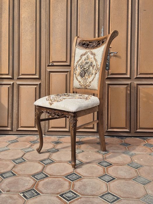 Стул сотилади ёнгокдан сифатли