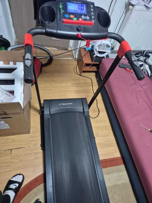 Banda de alergat electrica