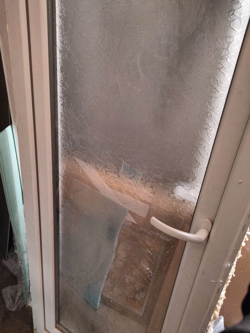 PVC Врата с дръжка от двете страни
