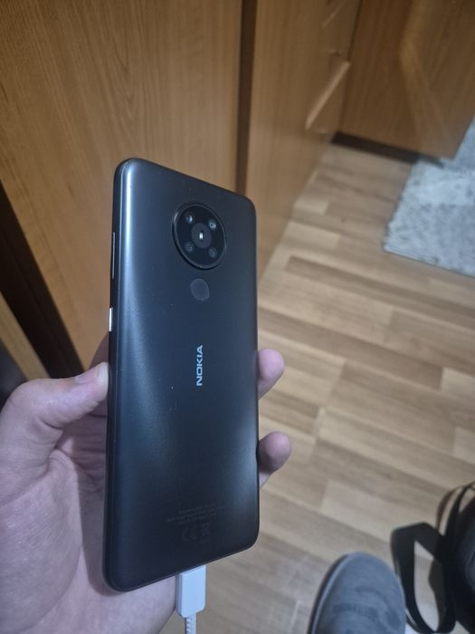 Vand telefoane functionale si de piese