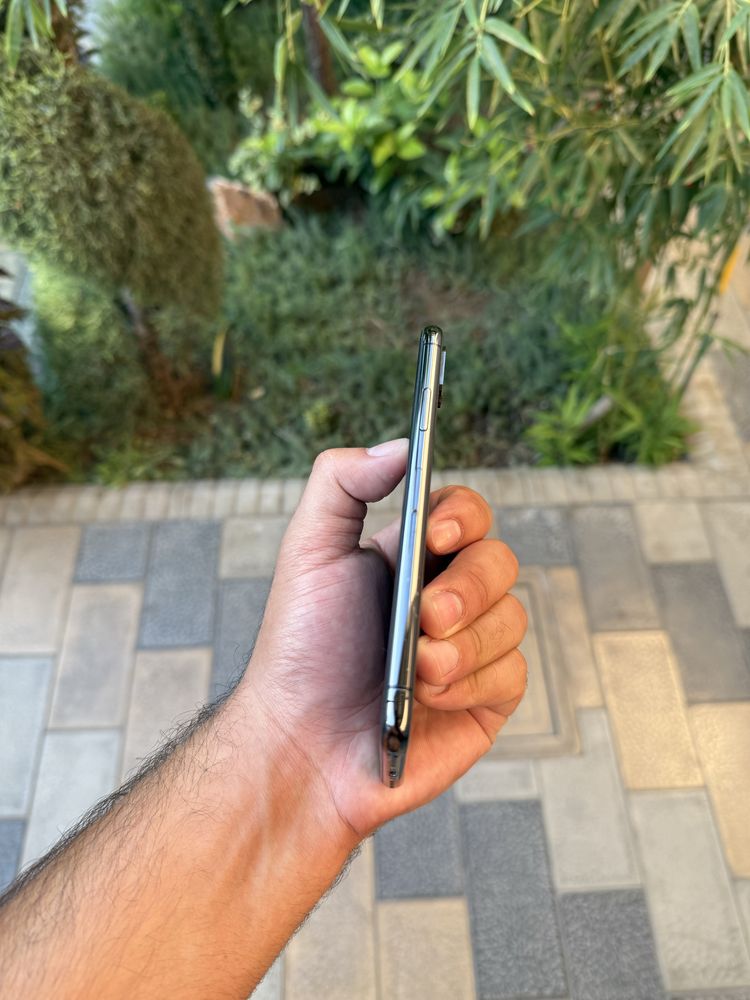 Iphone x ayfon x 64gb LL/A qora holati ideal aybi yo face ishlidi