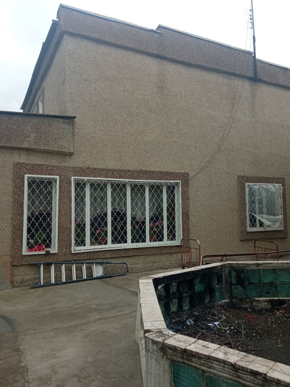 Срочно продается дом в пос Таваксай Бостанлыкского района
