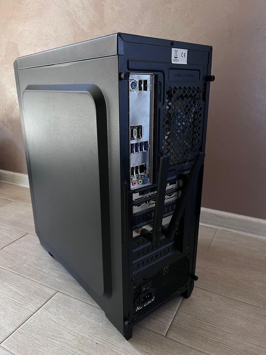 PC Gaming/Workstation – Ryzen 7 5700X, RX 6600, 64GB RAM, SSD 1TB