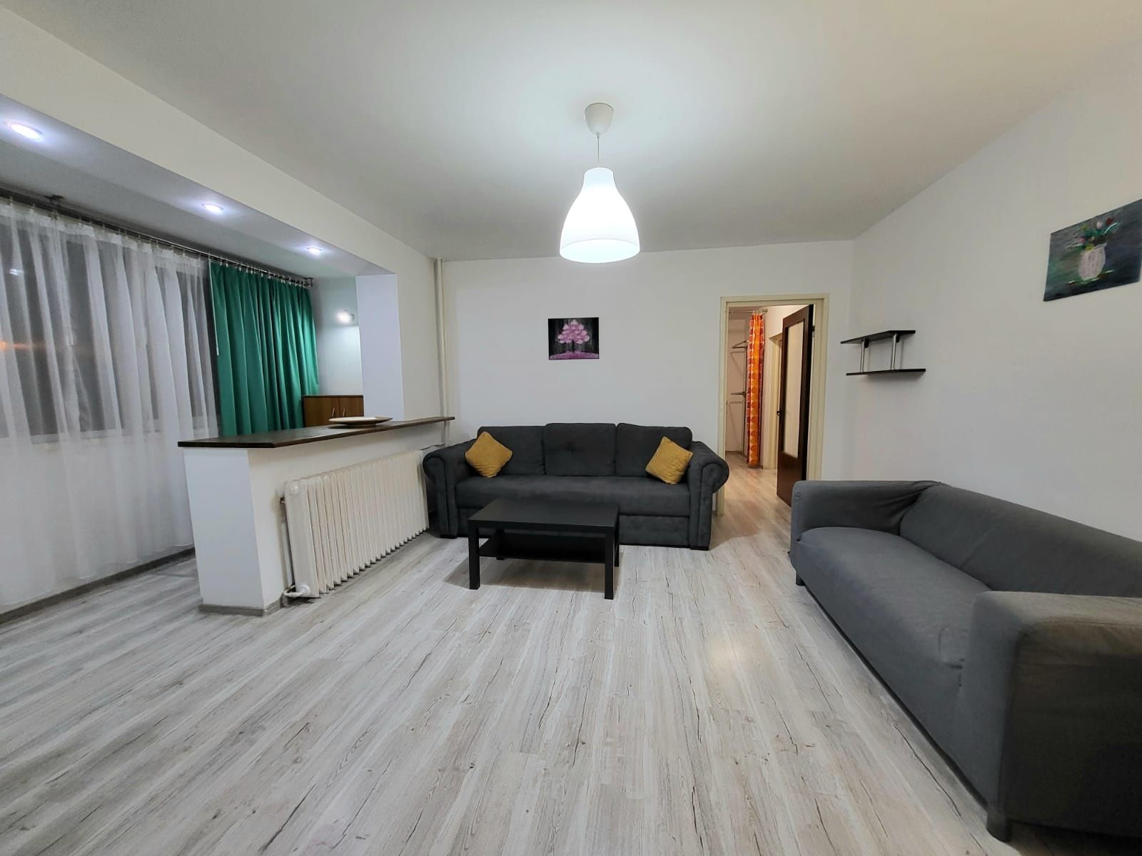 Inchiriez 3 camere, Megamall, Arena Nationala, proprietar