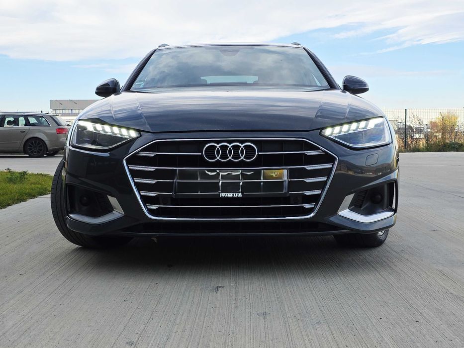 Audi a4 /2022/ Matrix/ virtual/Distronic/Carlig/masaj/perdelute/hibrid
