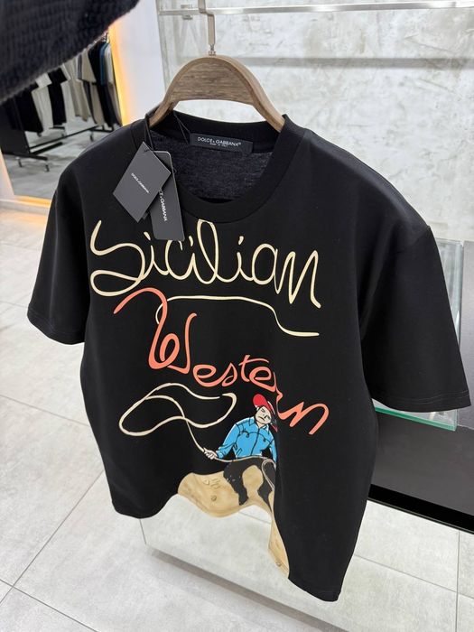 Мъжки тениски различни модели