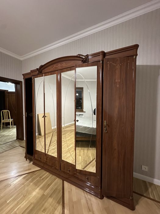 Мебель деревянная