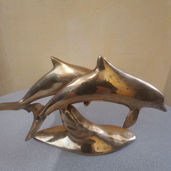 Statuieta -"delfini"