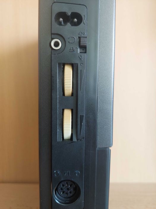 GRUNDIG CR 585 Made in Germani 1982-83г. Топ Състояние 9 от 10
